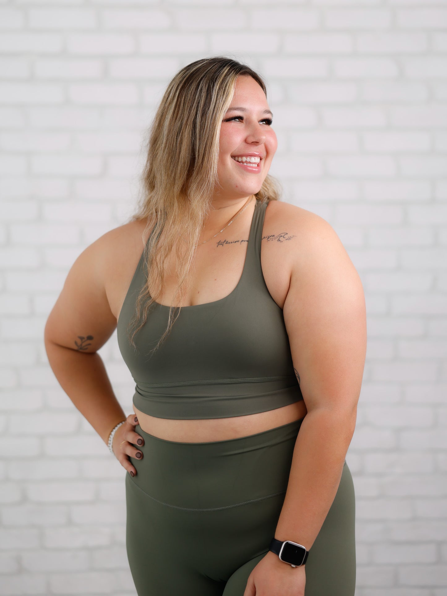 Eli Sports Bra - Kaki