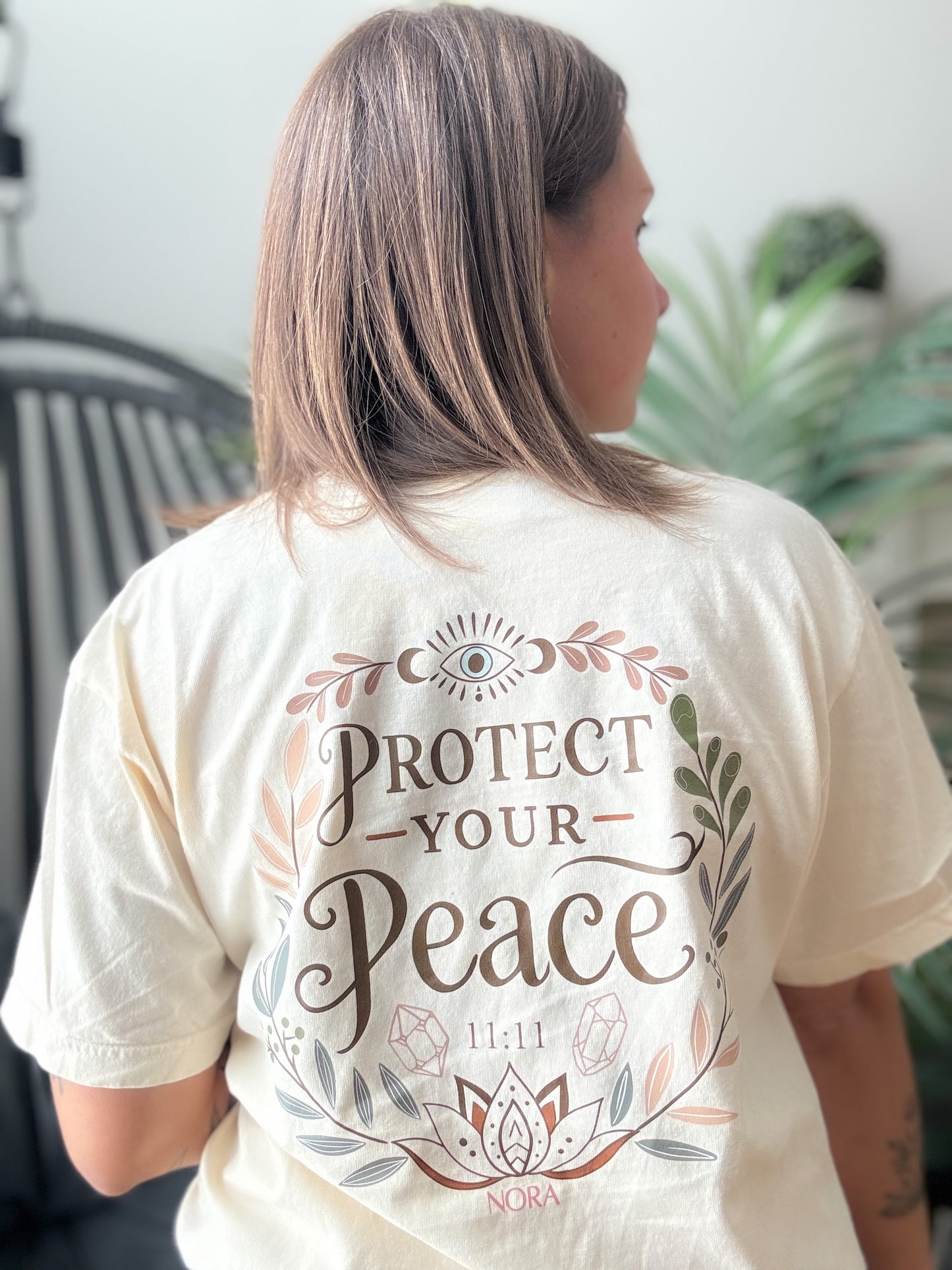 Haut à manches courtes oversized Protect your peace - Noir