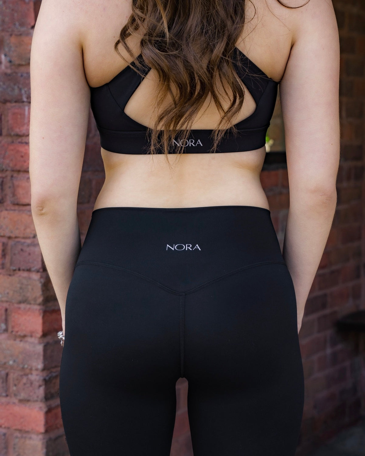 SIGNATURE | LEGGING FLARE À TAILLE HAUTE - NOIR